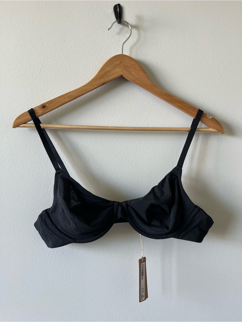 SKIMS Cotton Jersey T-Shirt Bra 38A NWT Soot Color